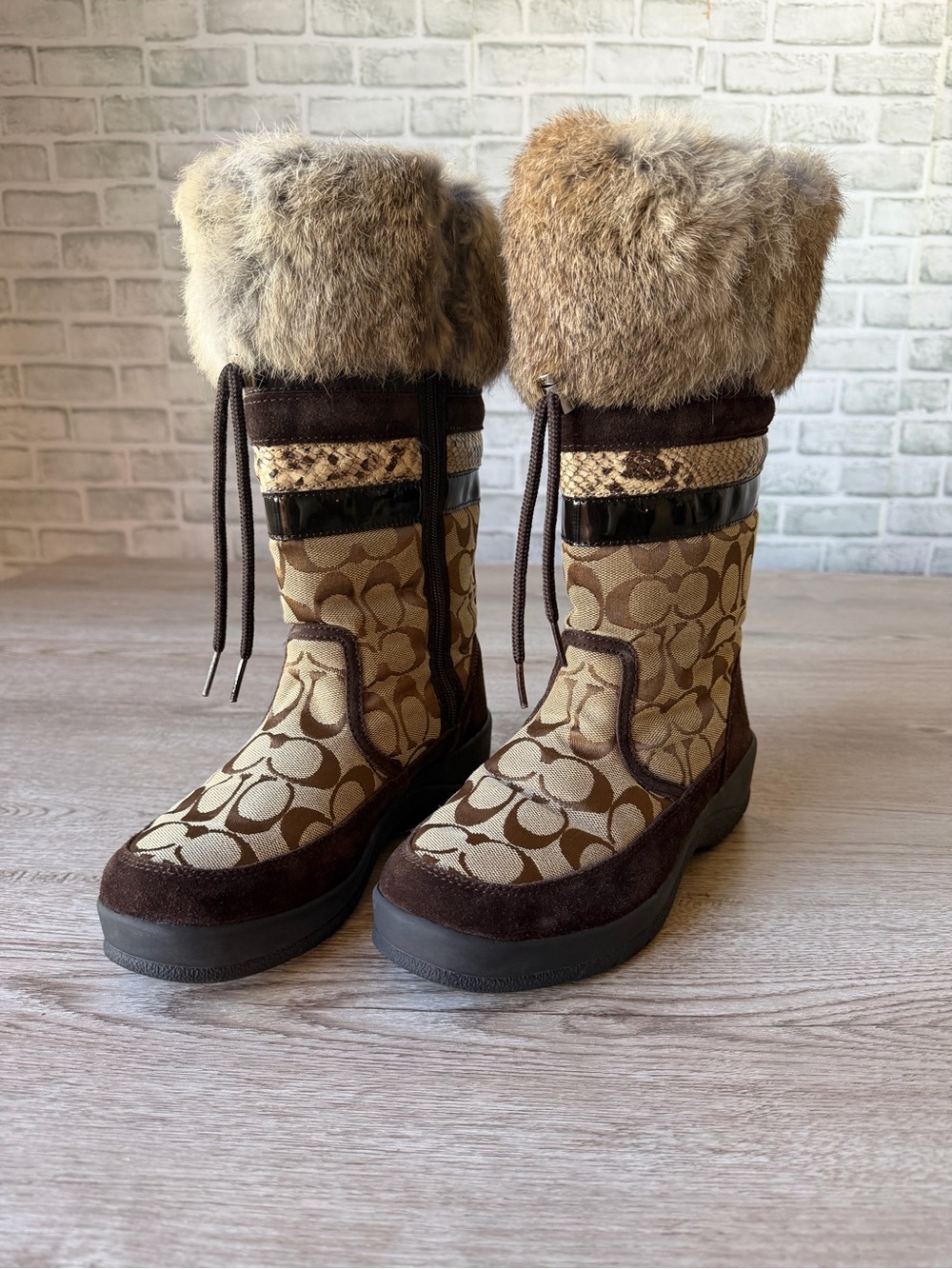 Coach Lorna Rabbit Fur Lined Winter Boots Signature Brown Size 7M - Picture 5 of 17